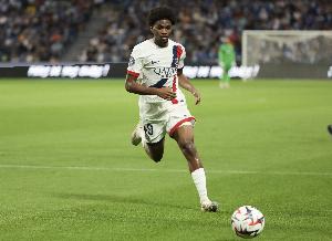 ewc-17岁142天！巴黎小将姆巴耶成世俱杯历史出场第6年轻球员