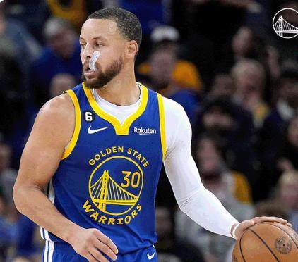 ewc-库里回暖掰正勇士船头 追库汤依然是球队最稳基石